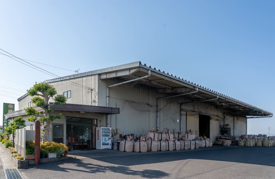 輪之内倉庫の外観風景